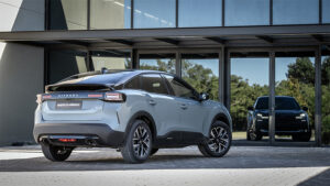 Lateral derecho Citroen C4 hibrido