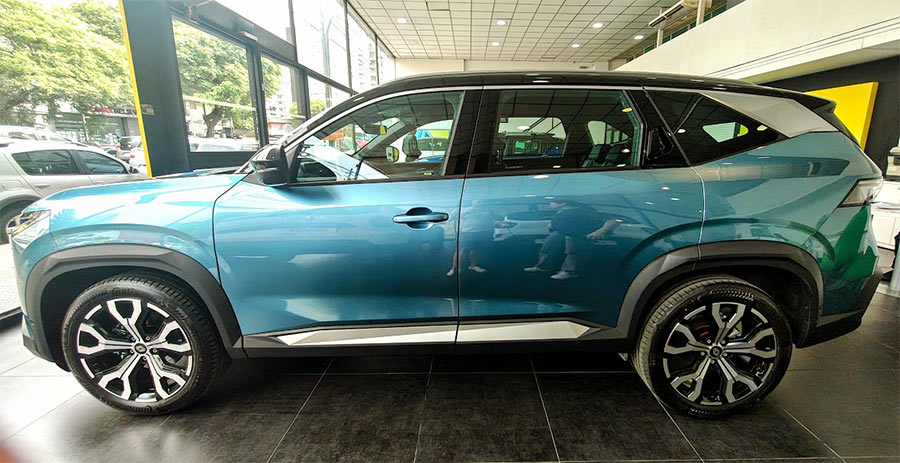 Lateral Renault Boreal