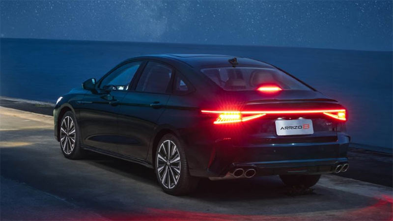 Parte trasera Chery Arrizo 8