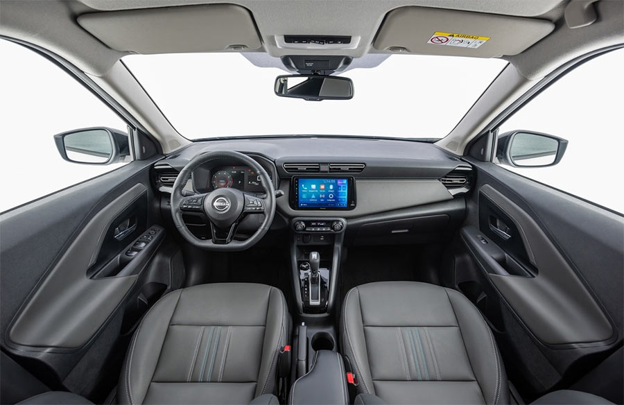 Interior Nissan Kait