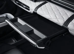 Mesa retractil en plaza del acompañante Dongfeng Box