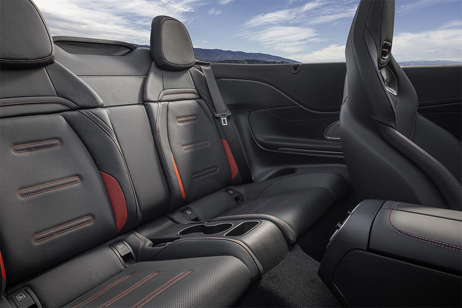Butacas traseras Mercedes-AMG CLE 53 4Matic+ Cabriolet