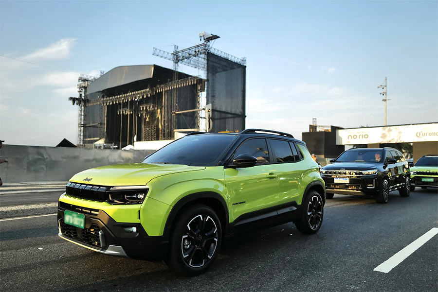 Jeep Avegnger