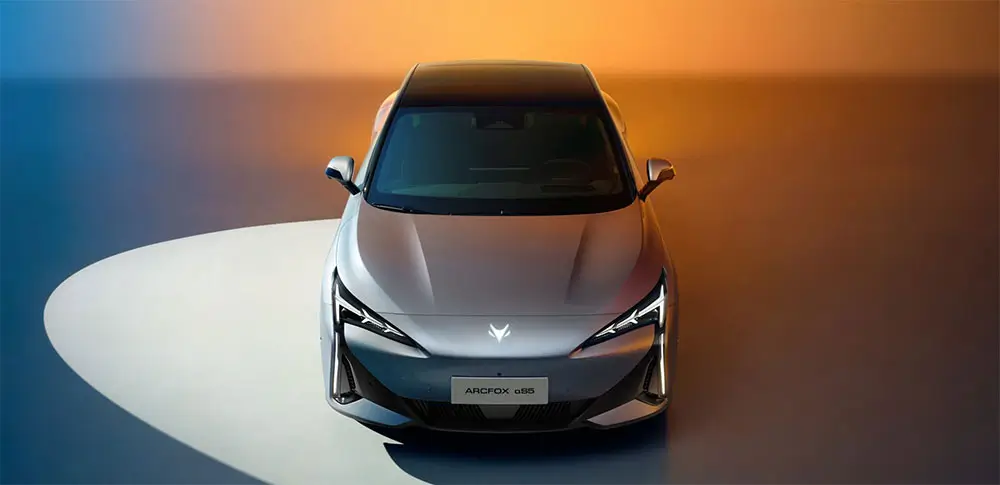 El Arcfox eléctrico, una de las propuestas de alta gama confirmadas para exhibirse en Costa Salguero.