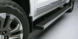 Estribo Silverado High Country V8