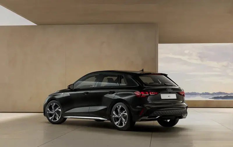 Trasera Audi A3 40 TFSi S-Line 2026 hatchback