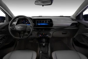 Interior, tablero y torpedo del nuevo Chevrolet Sonic 2026