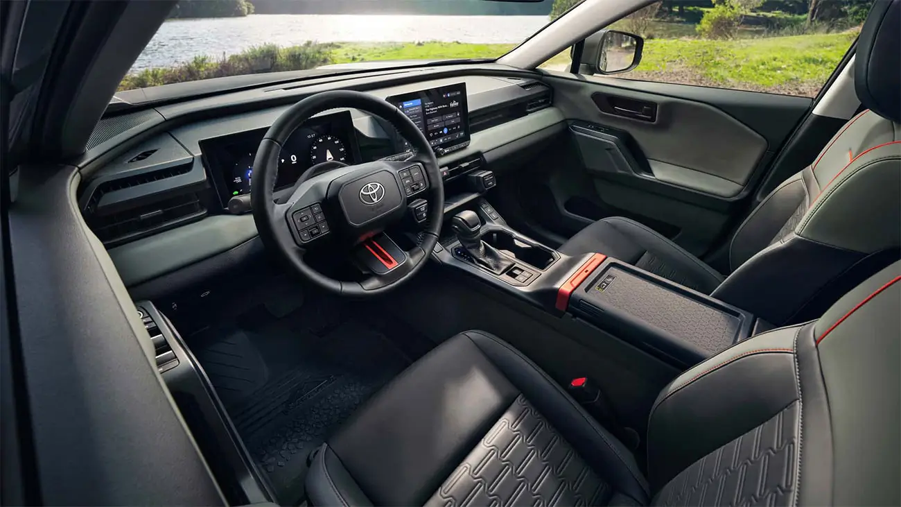 Vista del interior de la Toyota RAV 4 GRSport 2026