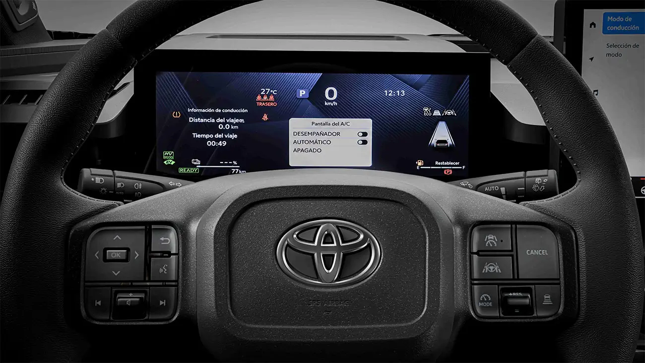 Tablero digital Toyota RAV4 hibrida