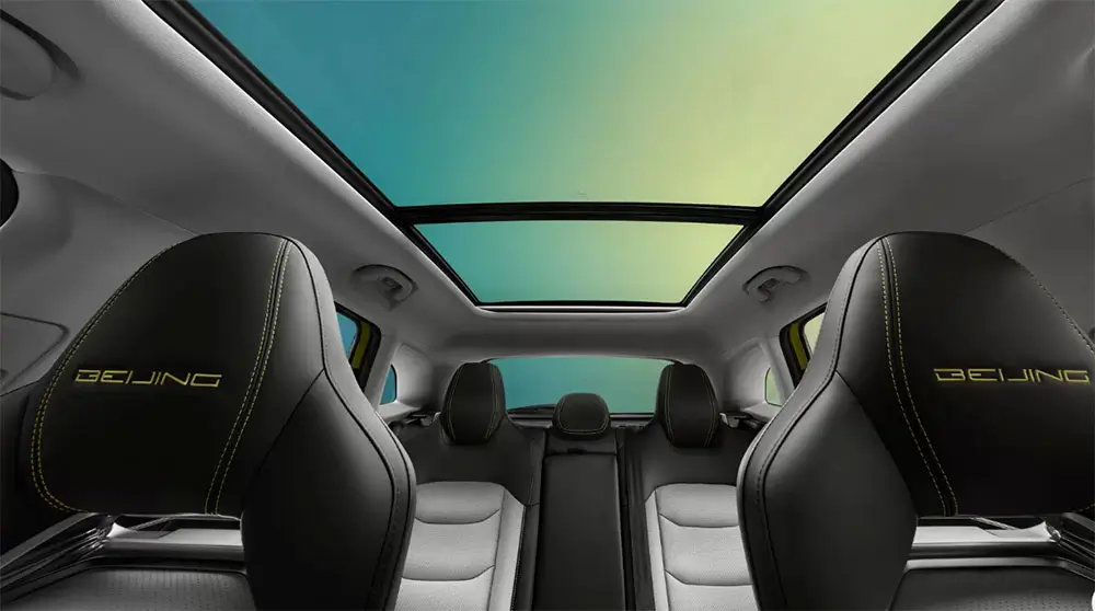 Techo panoramico SUV compacto BAIC X55 Hibrido 2026