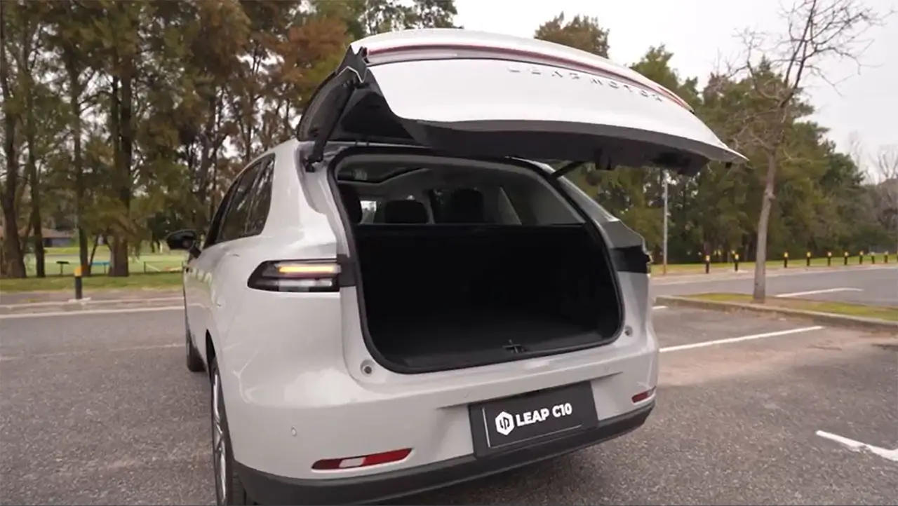 Baul eléctrico Leapmotor C10