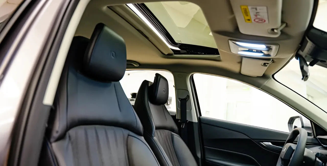 Butacas sedan Changan Eado Plus PHEV