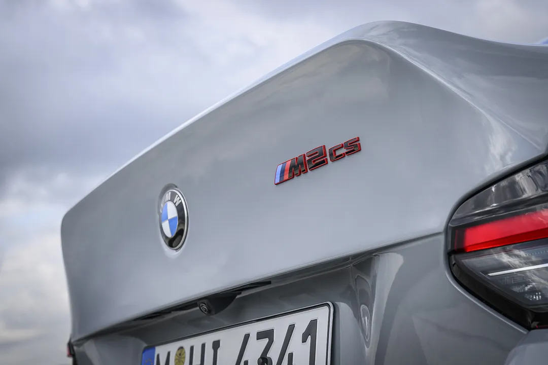 Distintivo BMW M2 CS 2026