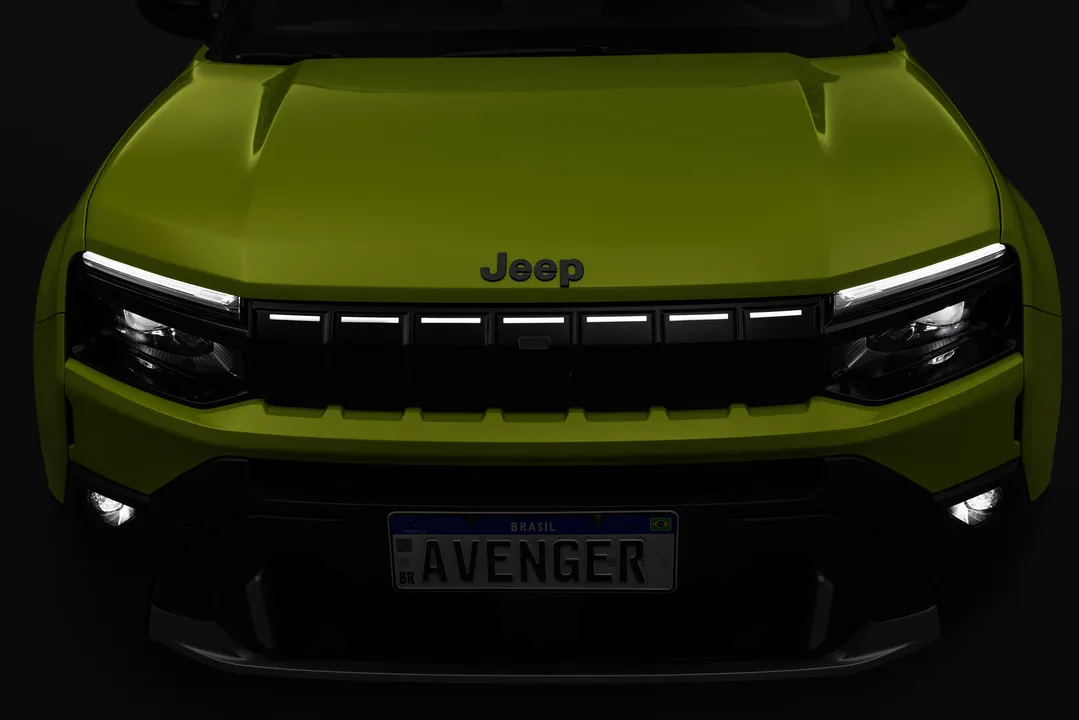 Firma luminica Jeep Avenger