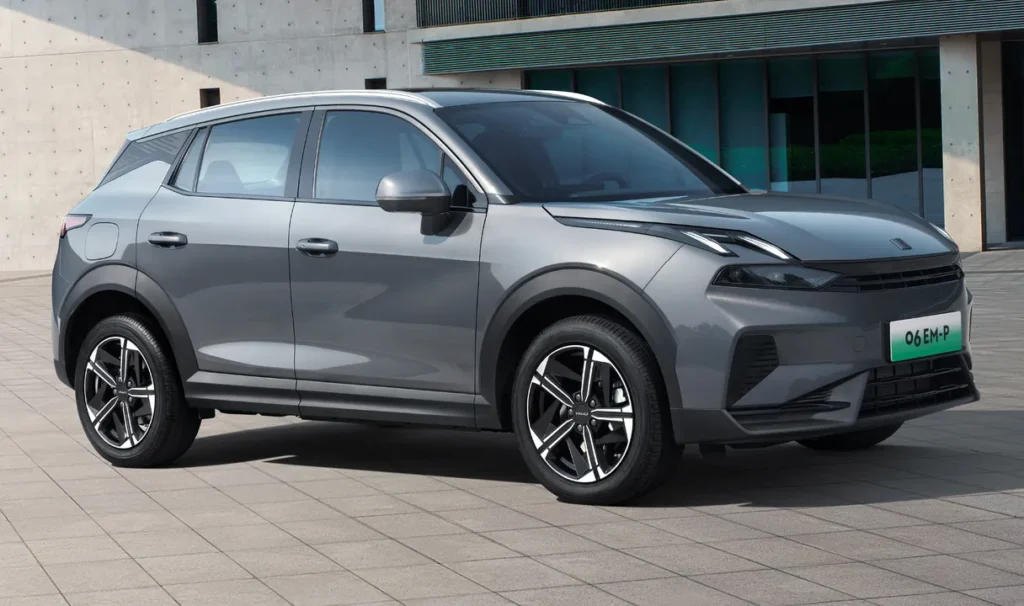 Lynk & Co 06 hibrido
