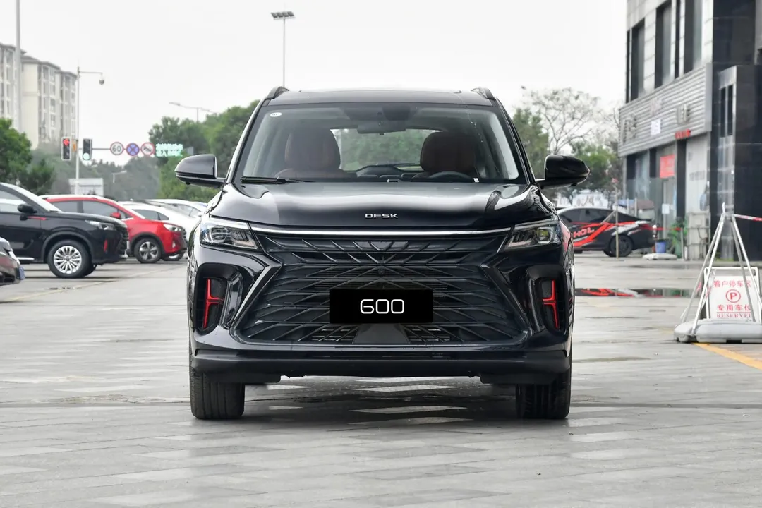 SUV DFSK Glory 600