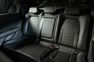 Asientos traseros del interior de la Renault Niagara