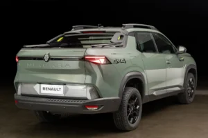 Vista trasera 45 grados de la Renault Niagara